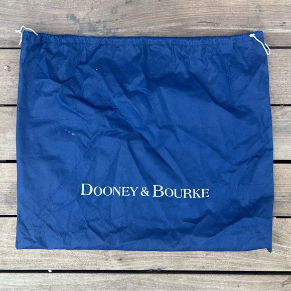 Dooney & Bourke Caramel Brown Leather Ostrich Shoulder  Dooney & Bourke Handbag Ostrich Tote Caramel Brown Genuine Leather Shoulder Bag